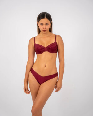 Lua Burgundy